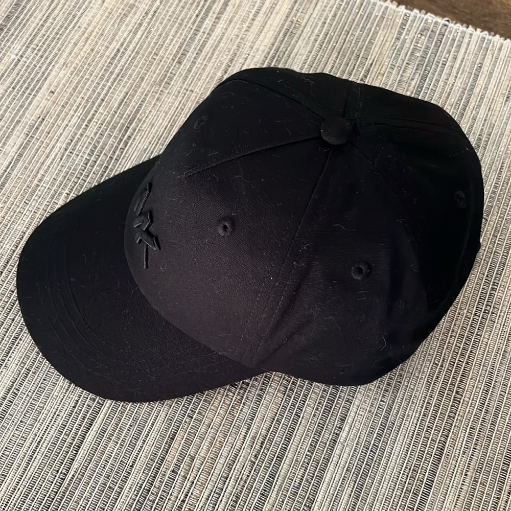 Michael Kors Hat - Picture 2 of 2